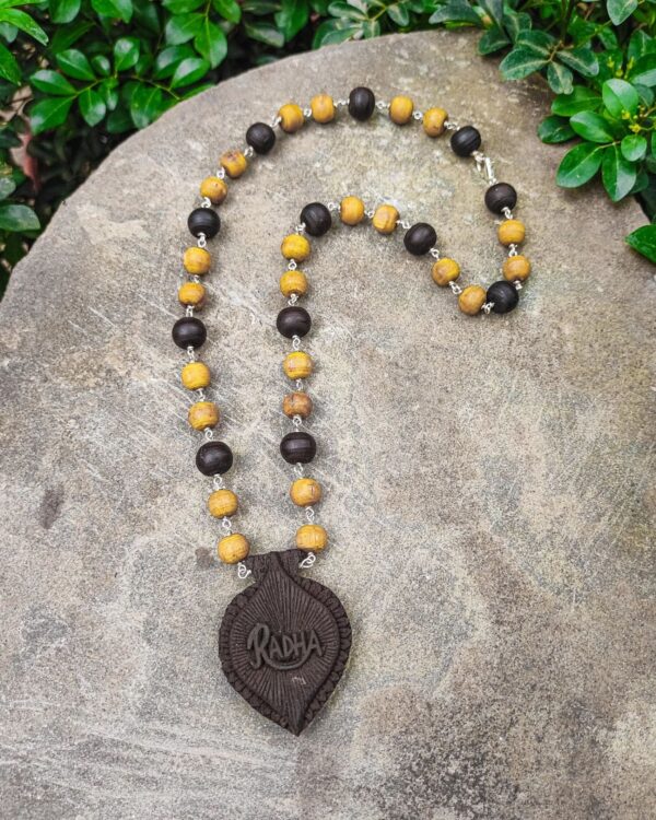 Radha Neckbead